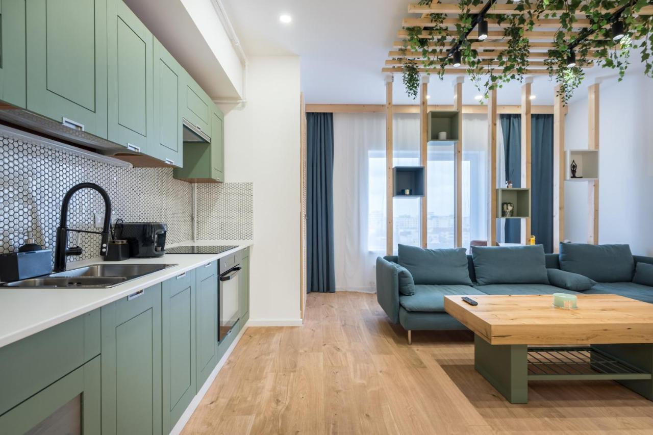 Jungle Escape - Luxe 1-Br Haven In Bucharest Apartman Kültér fotó