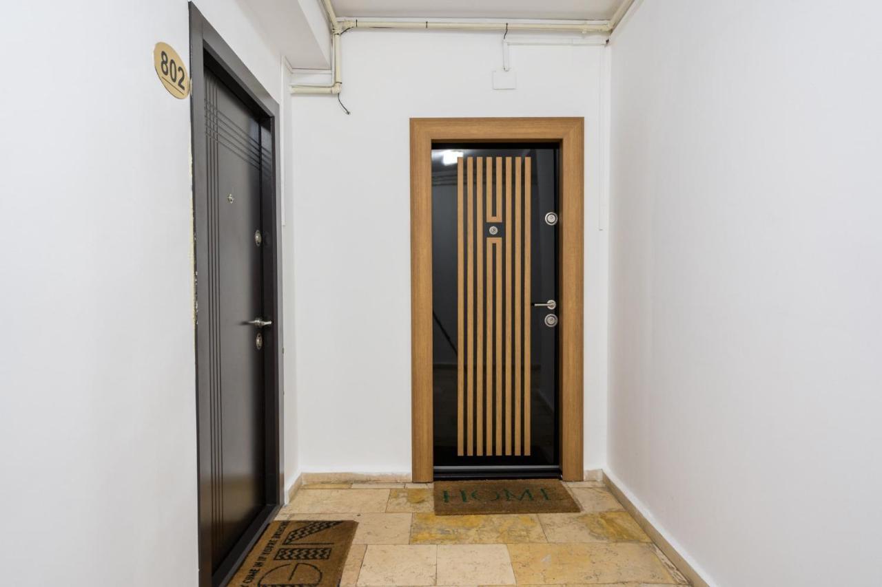 Jungle Escape - Luxe 1-Br Haven In Bucharest Apartman Kültér fotó