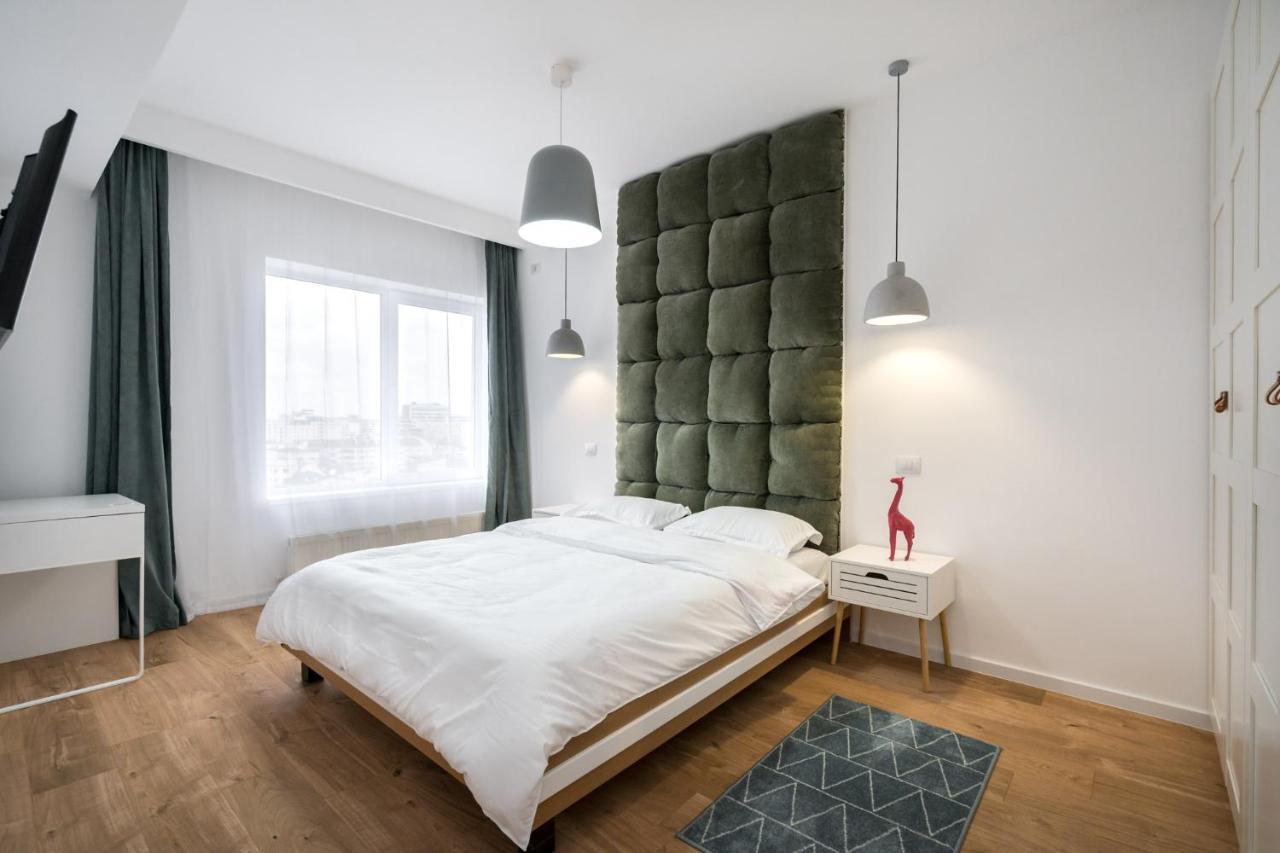 Jungle Escape - Luxe 1-Br Haven In Bucharest Apartman Kültér fotó