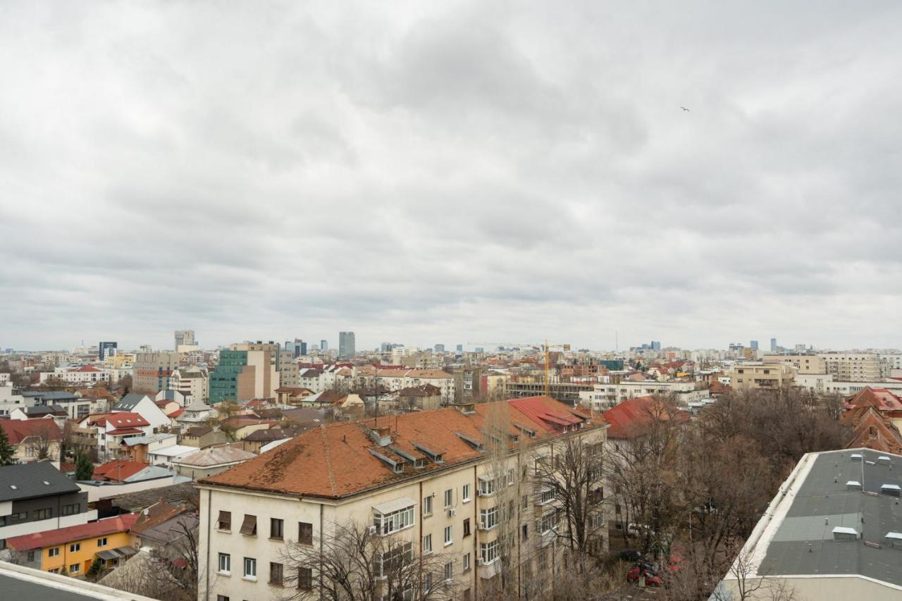 Jungle Escape - Luxe 1-Br Haven In Bucharest Apartman Kültér fotó